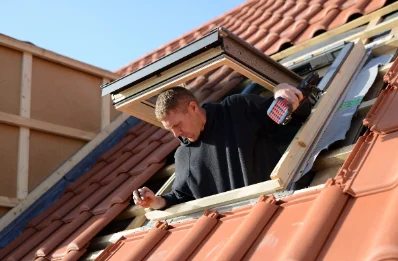 Pose de fenêtres de toit Velux à Hirel